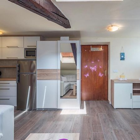 Apartment Zeljka Πόρετς Εξωτερικό φωτογραφία