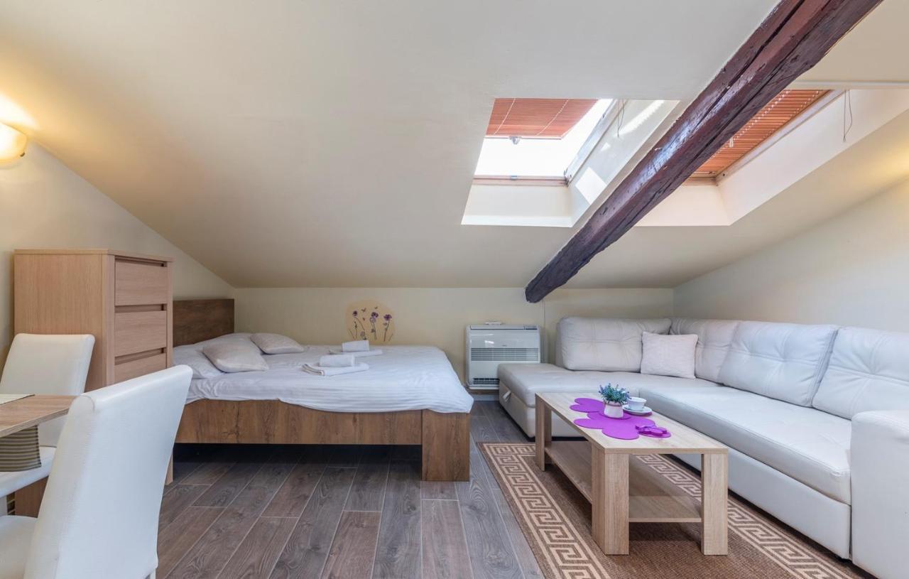 Apartment Zeljka Πόρετς Εξωτερικό φωτογραφία