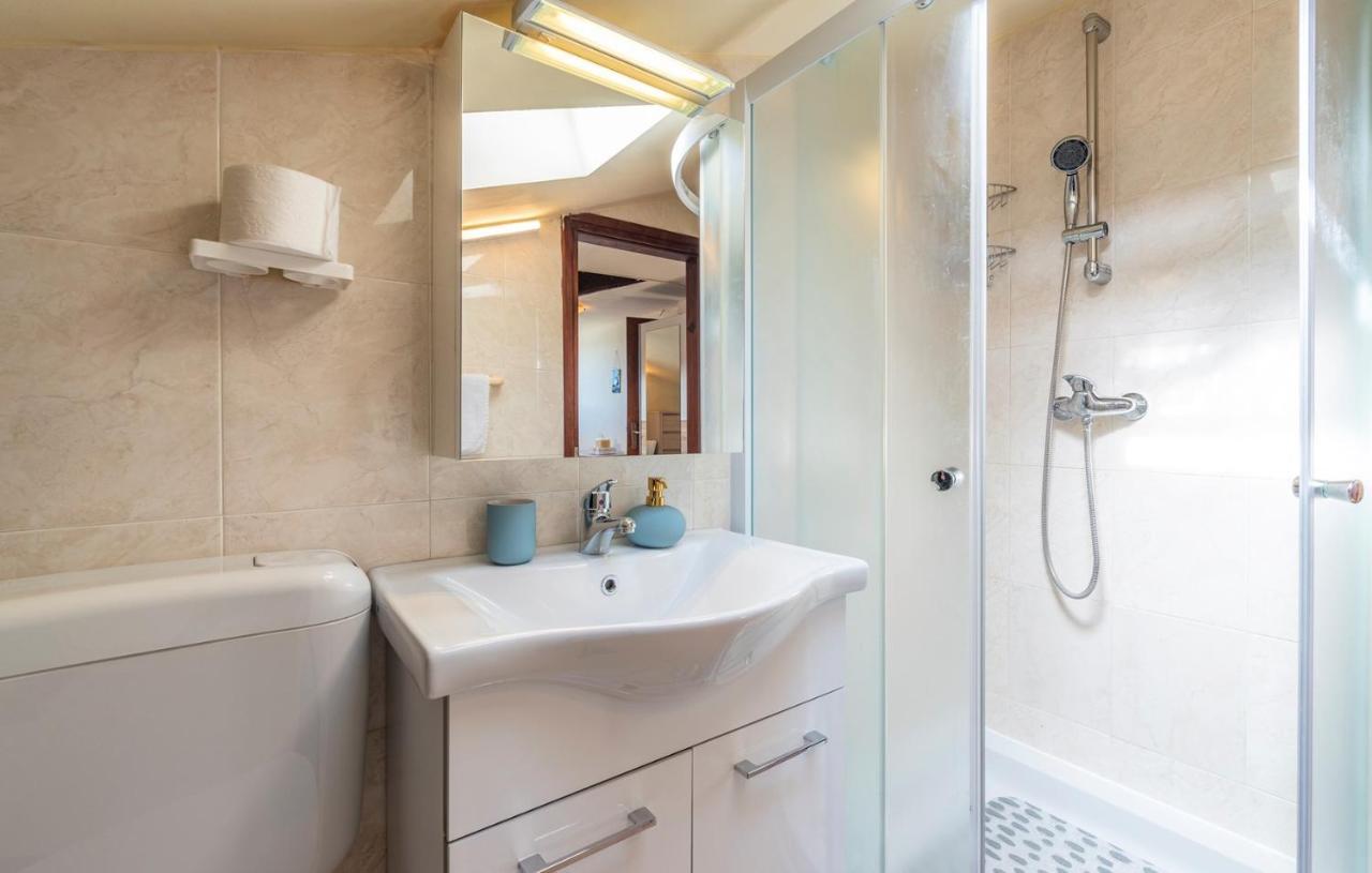 Apartment Zeljka Πόρετς Εξωτερικό φωτογραφία
